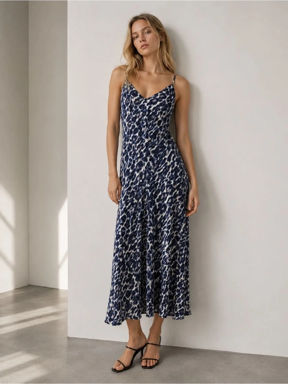 Hudson North Women’s Spaghetti Strap Maxi Slip Dress – Navy/White – Size S/P